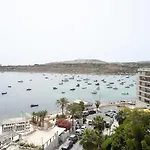 Mediterranean 2br Seaside In St. Paul's Bay