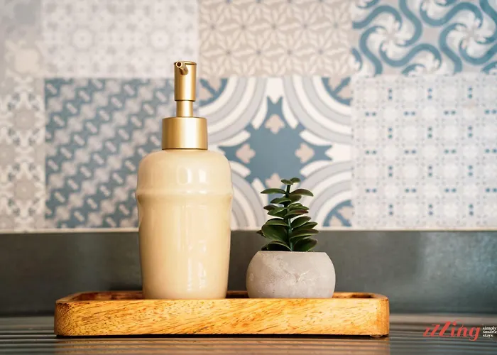 Apartment Mediterranean Living Right By The Sea St. Paul's Bay