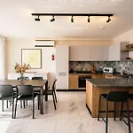 Mediterranean 2br Seaside In *